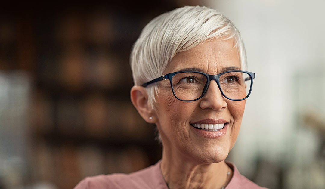 ¿TIENEN LAS ÓPTICAS ESTRATEGIAS ENFOCADAS EN NIÑOS Y ADULTOS MAYORES?