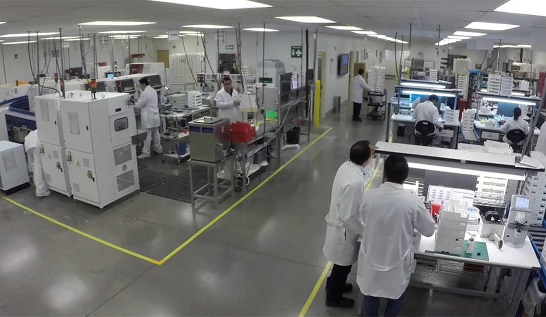 LAS LOCURAS QUE DAN RESULTADOS EN EL LABORATORIO ÓPTICO