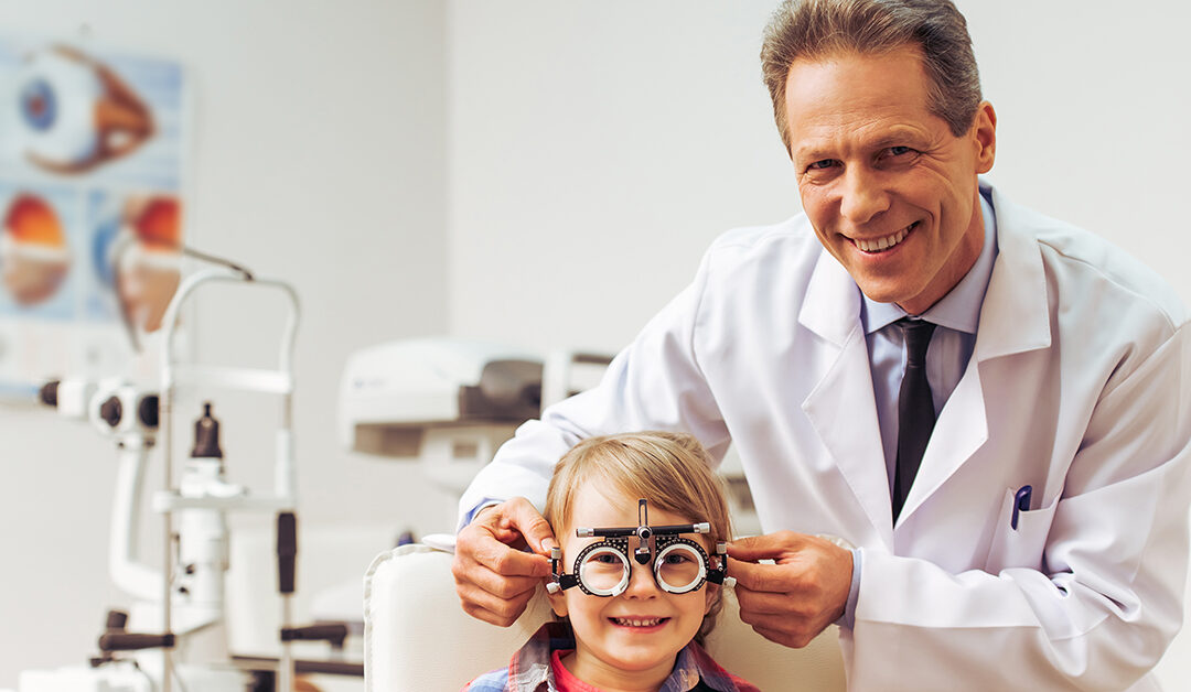 Lentes multifocales progresivos para control de miopía