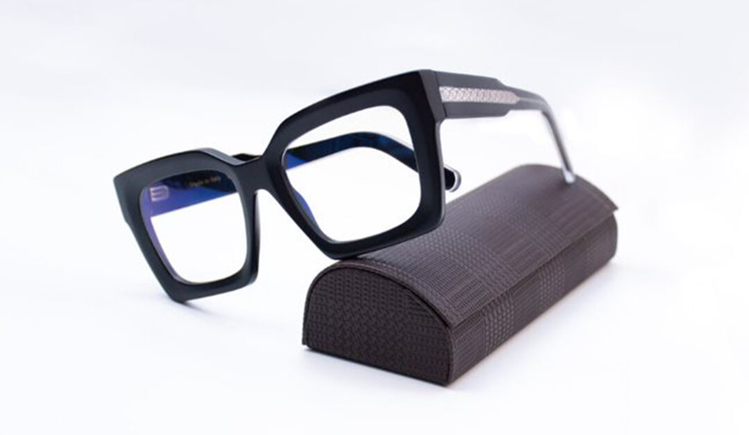 ClearVision Optical presenta ILLA