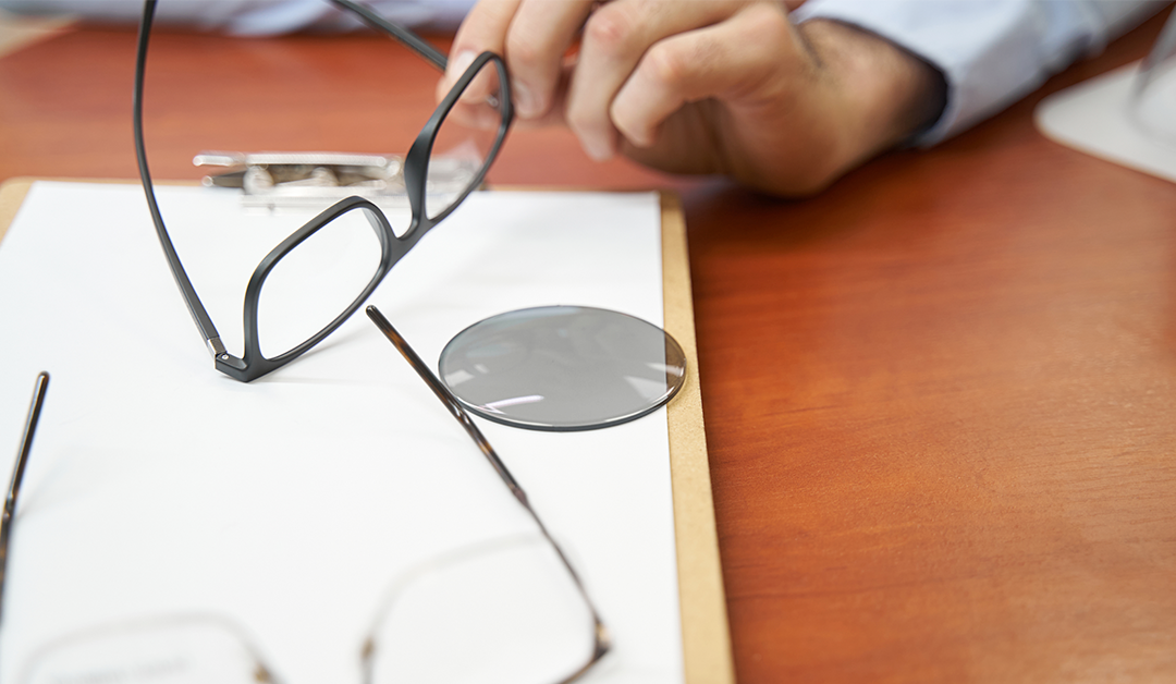 Plástico o vidrio ¿Cuál es el material más adecuado?