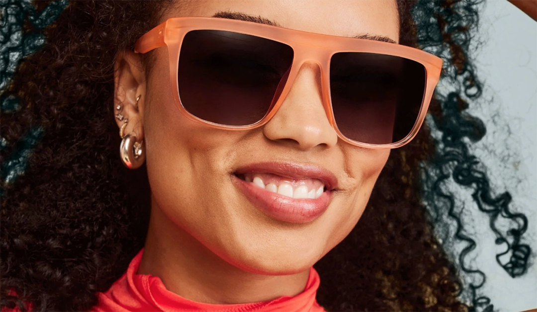 TOMS presenta las tendencias ópticas para 2025: diseño, materiales y color como protagonistas