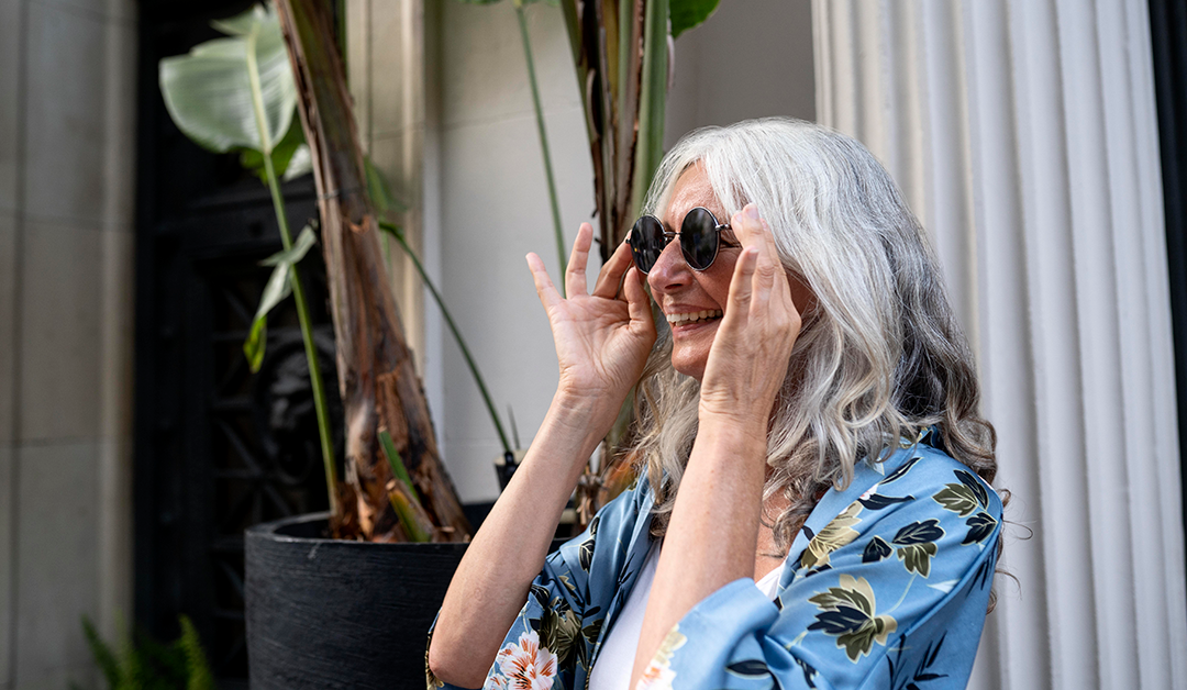 Redescubrir la moda después de los 60: estilo y bienestar