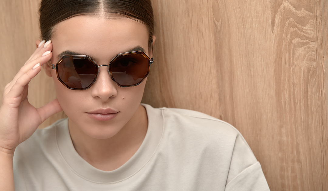 Los anteojos que marcan tendencia: colores, formas y tecnología para esta temporada