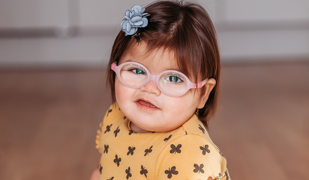 Manejo no quirúrgico de la afaquia congénita