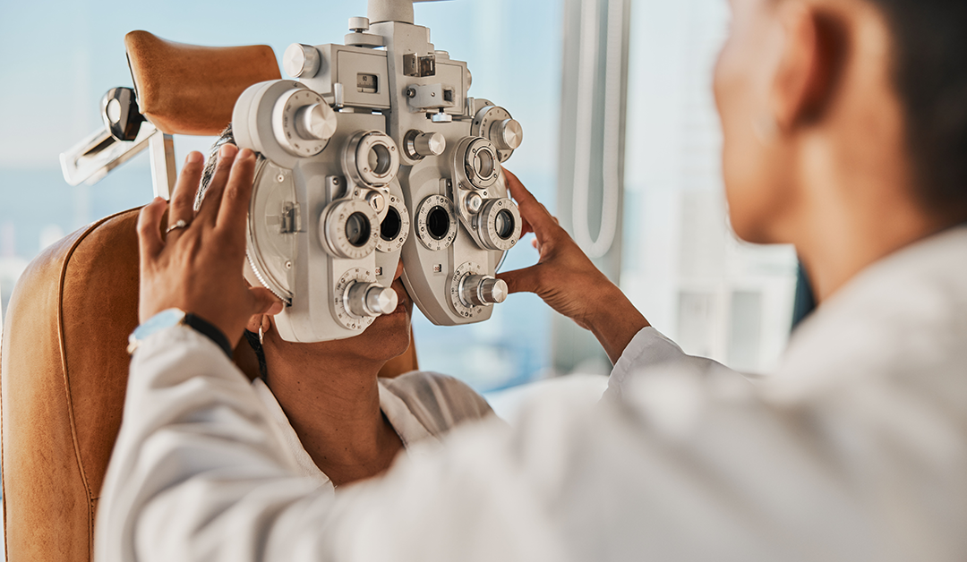 Cuando escuchar transforma: la historia detrás de una patente óptica 